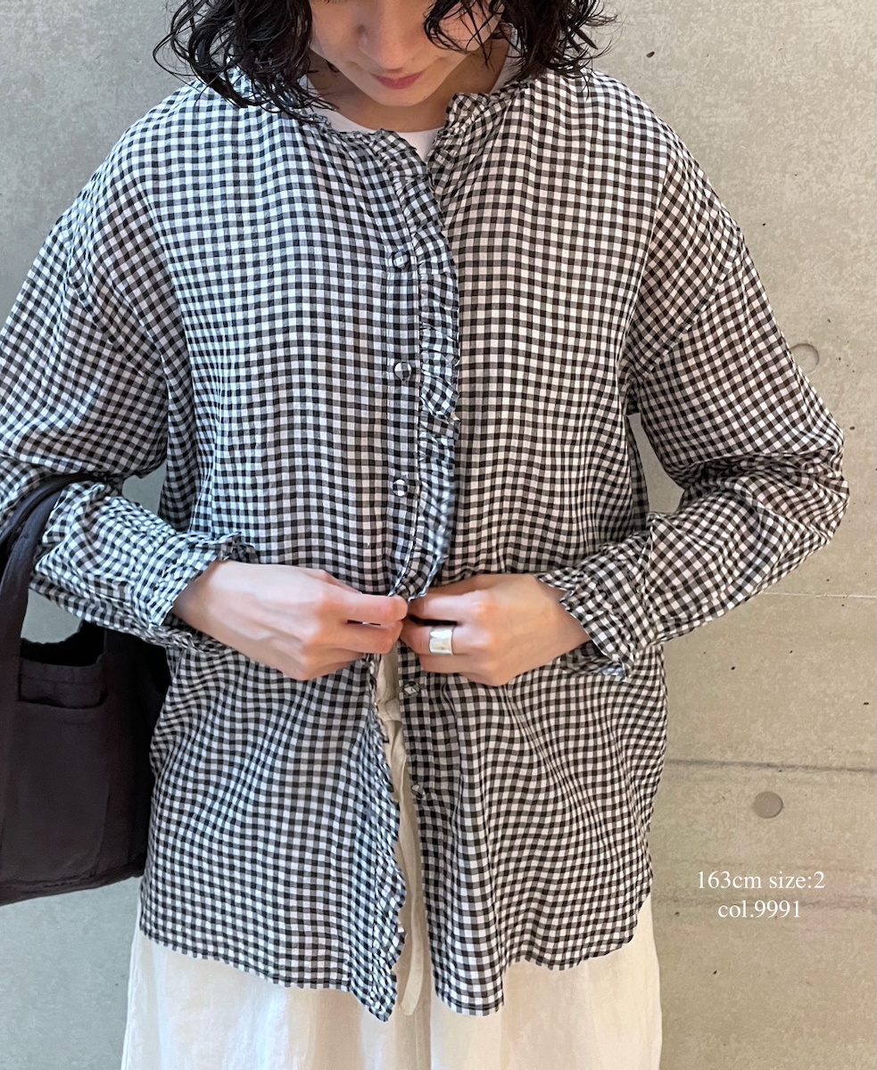 ●INMDS25022(シャツ) HANDWOVEN COTTON/SILK GINGHAM CHECK FRILL COLLAR SHIRT