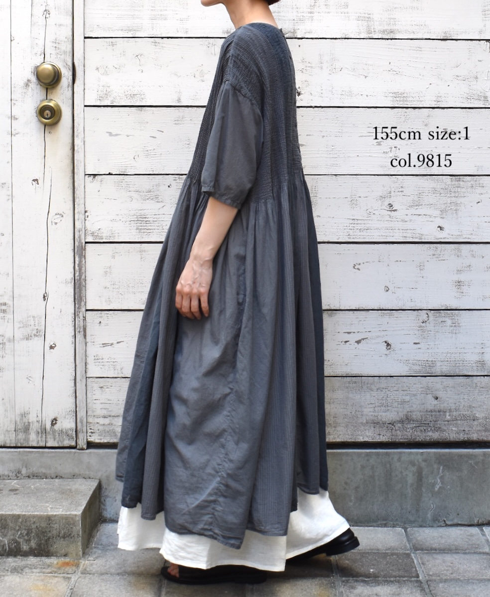 NMDS25232D(ワンピース) COTTON&LINEN PATCHWORK(OVERDYE) CREW-NECK S/SL SHIRT DRESS WITH MINI PINTUCK