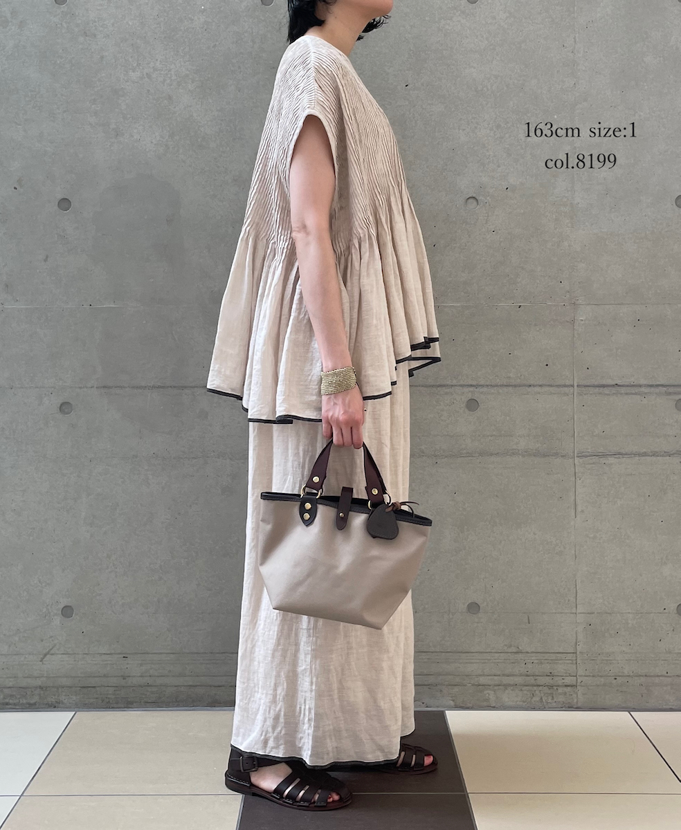 ●INMDS25131(シャツ) HANDWOVEN LINEN PLAIN WITH SELVAGE FRENCH/SL SHIRT WITH PINTUCK