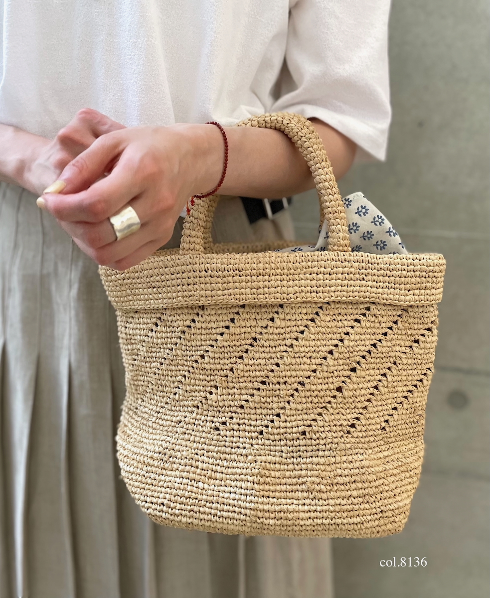 ●ANMDS2301 (バッグ) RAFFIA M BAG (COMBI)