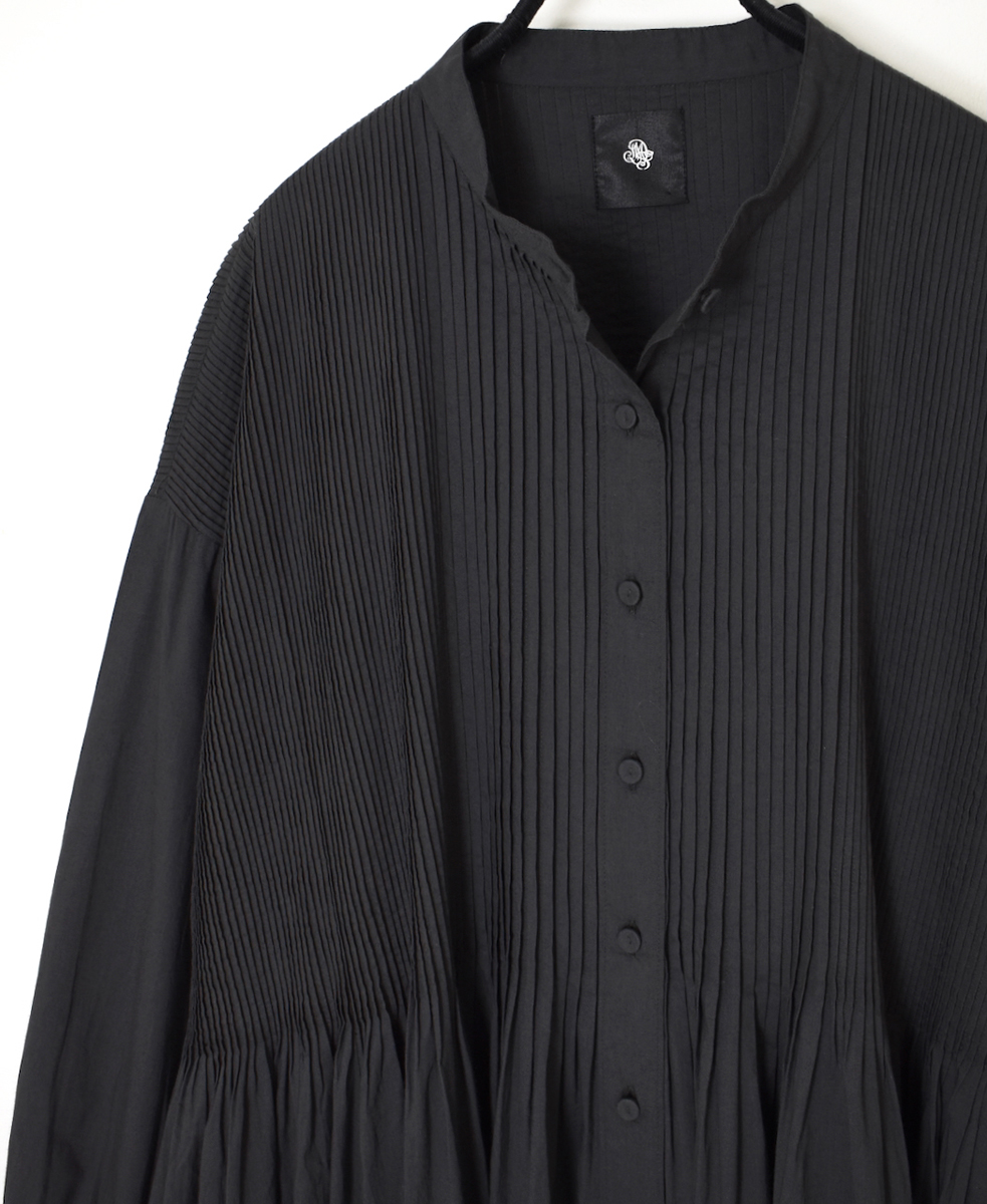 ●NMDS25523(ワンピース) 60s ORGANIC CAMBRIC PLAIN BANDED COLLAR DRESS WITH MINI PINTUCK