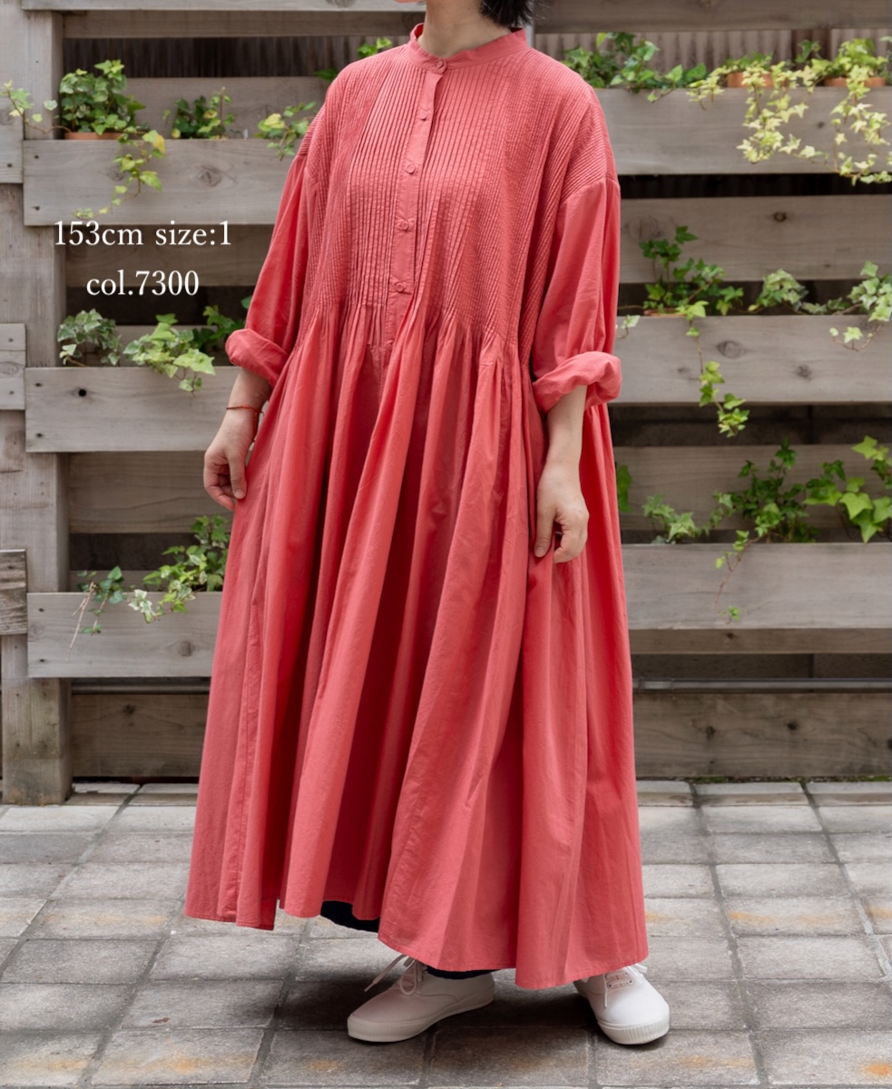 ●NMDS25523(ワンピース) 60s ORGANIC CAMBRIC PLAIN BANDED COLLAR DRESS WITH MINI PINTUCK