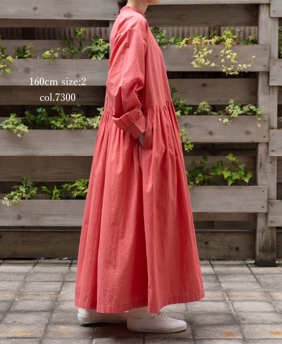●NMDS25524(ワンピース) 60s ORGANIC CAMBRIC PLAIN BACK OPENING STAND COLLAR DRESS