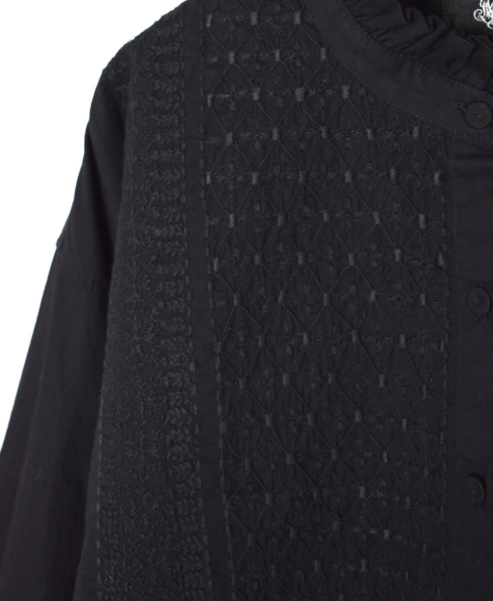 NMDS25531(シャツ) 60s ORGANIC CAMBRIC WITH EMB FRILL COLLAR EMB SHIRT