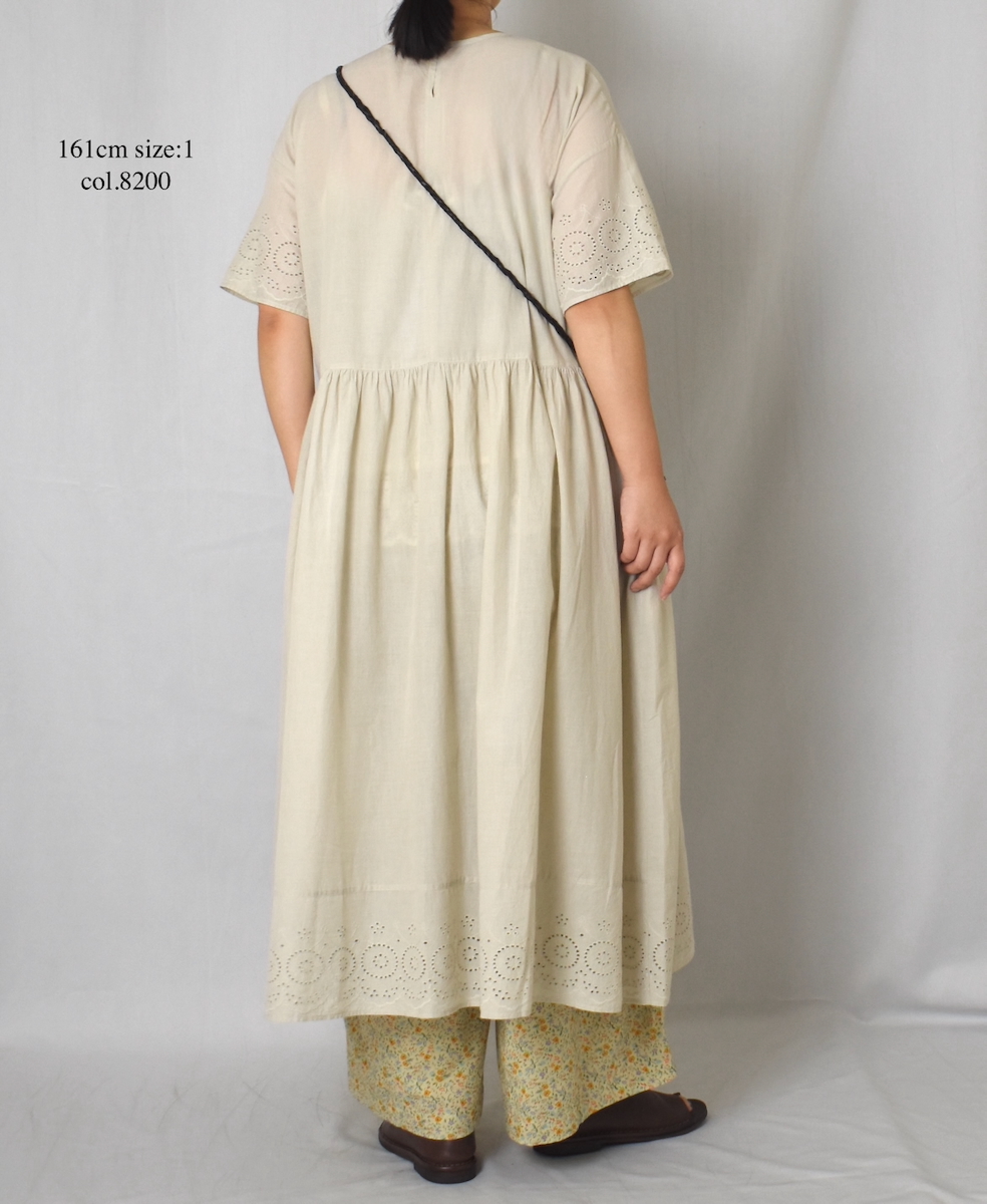 INSL25222 (ワンピース) 80s VOILE PLAIN WITH CUT WORK LACE CREW-NECK PULLOVER DRESS
