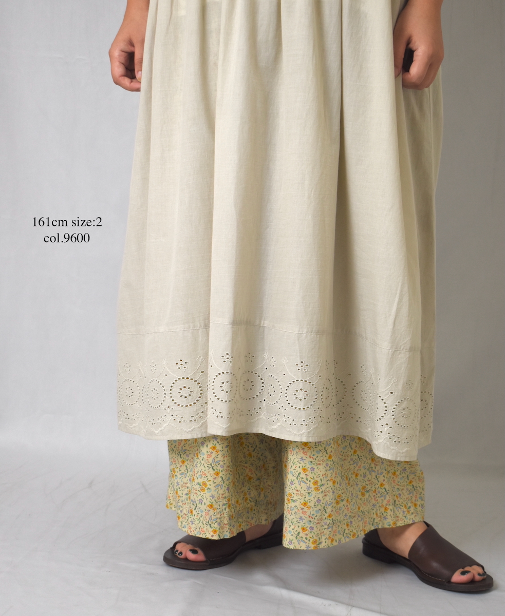INAM2516FD(パンツ) COTTON FLOWER PRINT GATHERED EASY PANTS WITH LINING