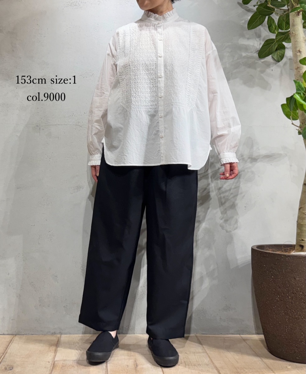 NMDS25531(シャツ) 60s ORGANIC CAMBRIC WITH EMB FRILL COLLAR EMB SHIRT