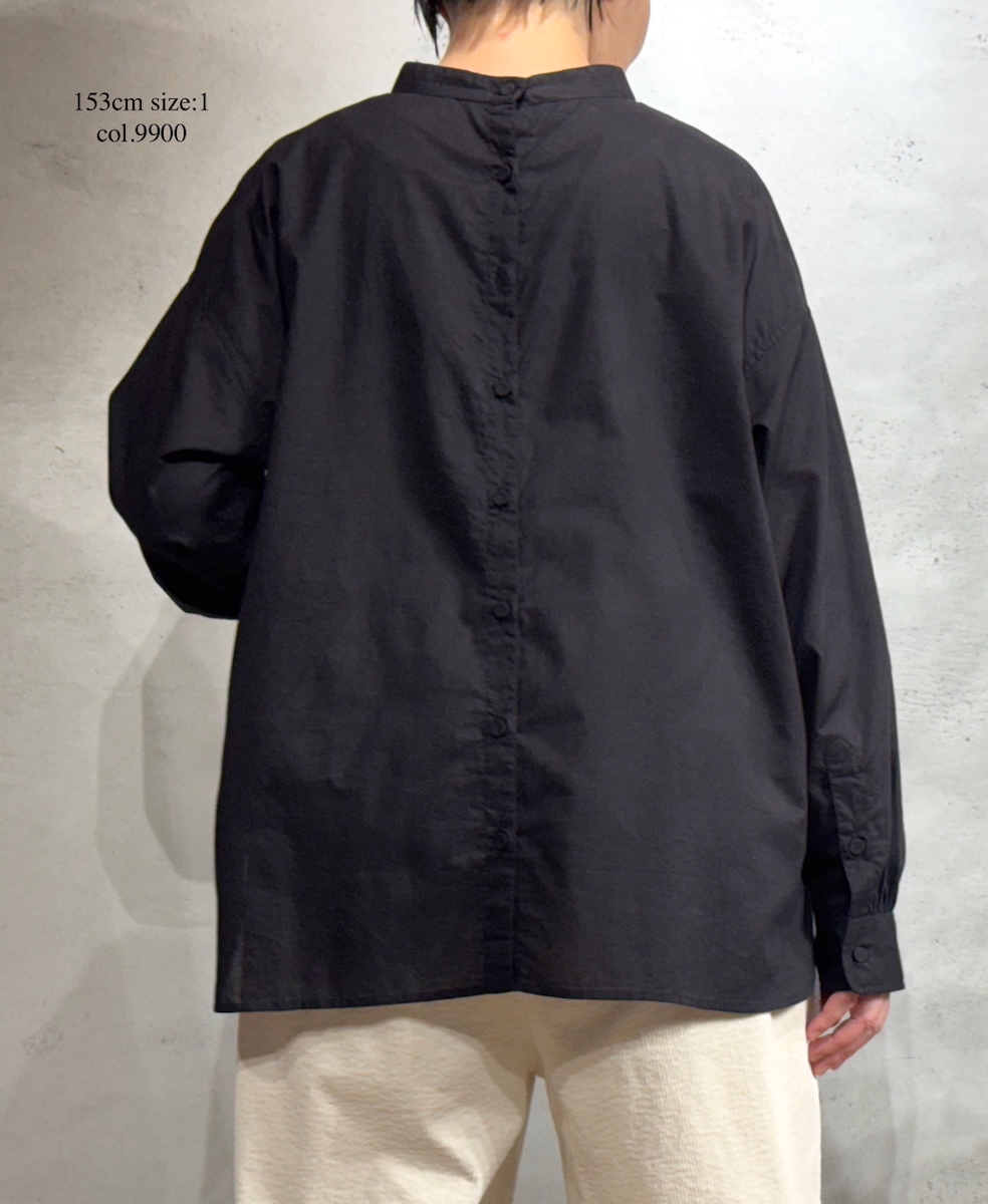 NMDS25532(シャツ) 60s ORGANIC CAMBRIC WITH EMB BACK OPENING STAND COLLAR EMB SHIRT