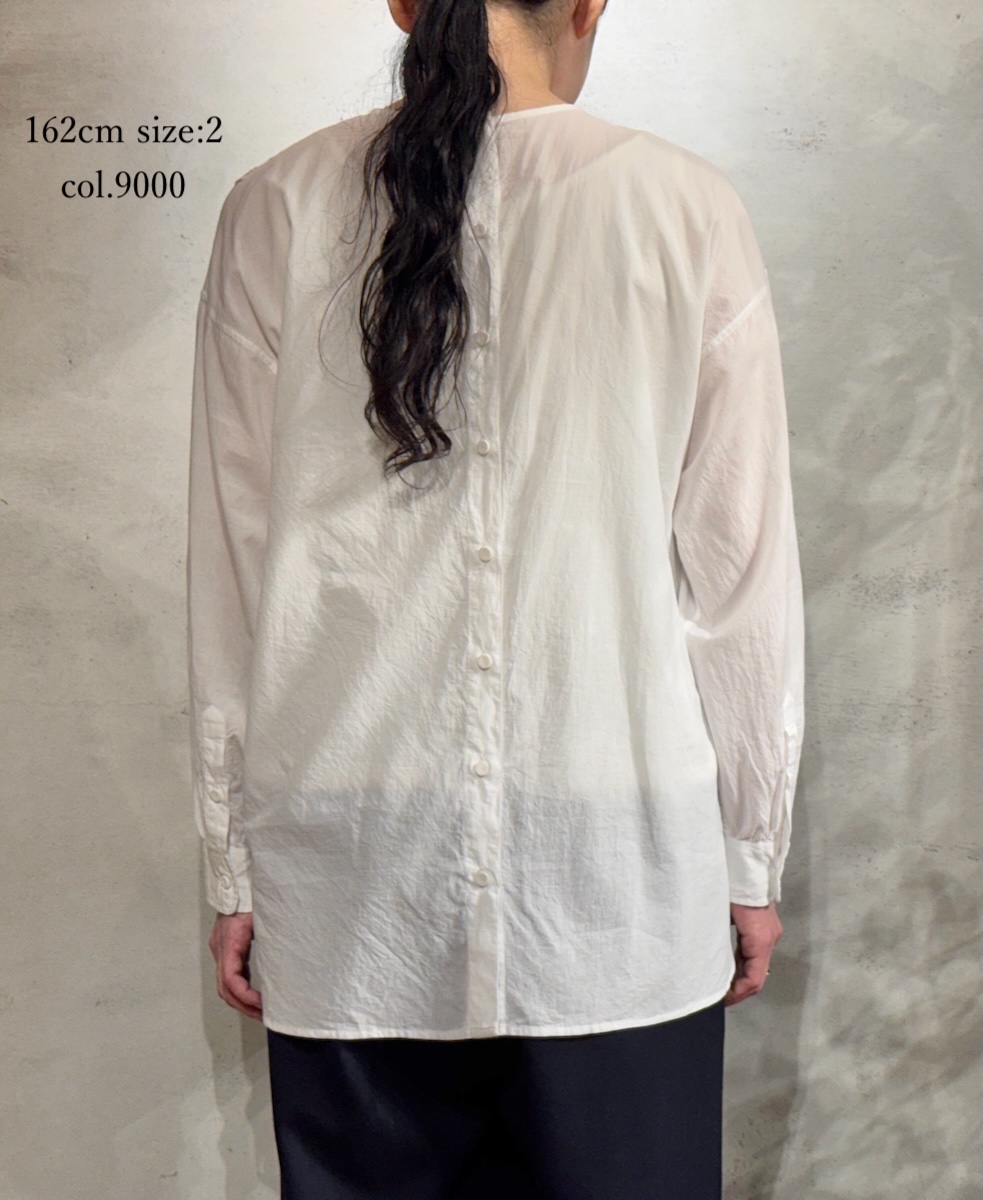NMDS25533(シャツ) 60s ORGANIC CAMBRIC BACK OPENING CREW-NECK PINTUCK&EMB SHIRT