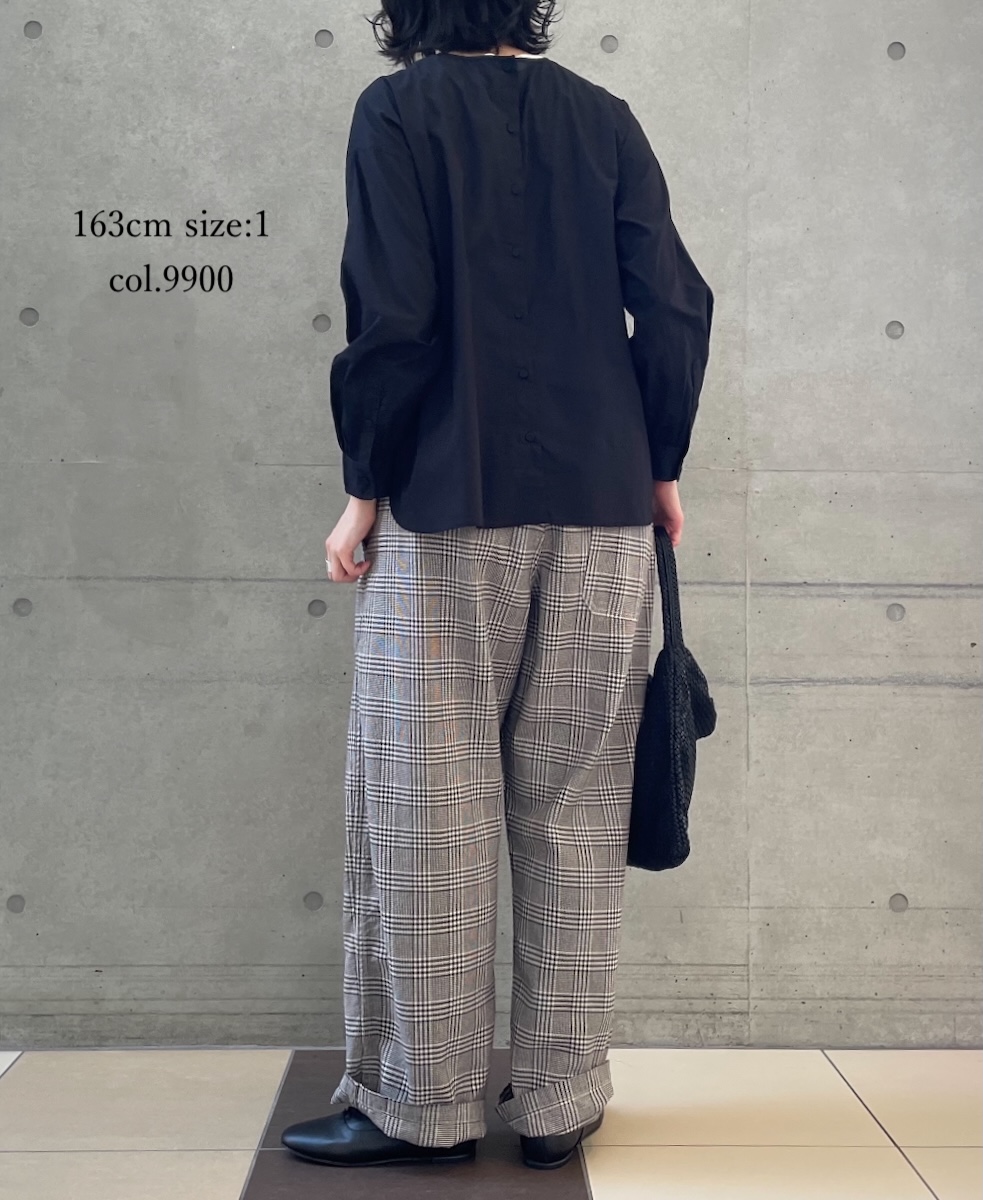 NMDS25533(シャツ) 60s ORGANIC CAMBRIC BACK OPENING CREW-NECK PINTUCK&EMB SHIRT
