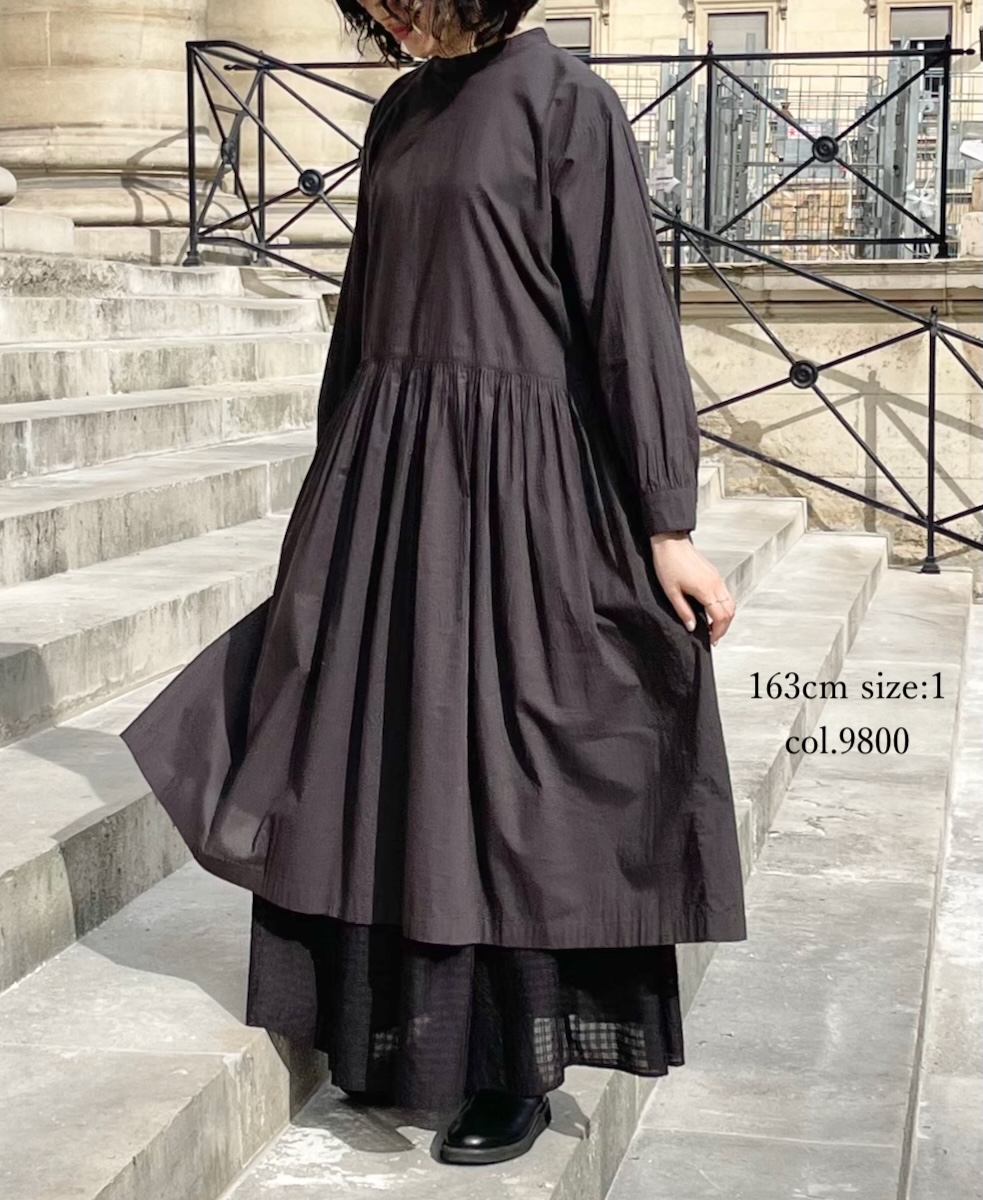 NMDS25524(ワンピース) 60s ORGANIC CAMBRIC PLAIN BACK OPENING STAND COLLAR DRESS