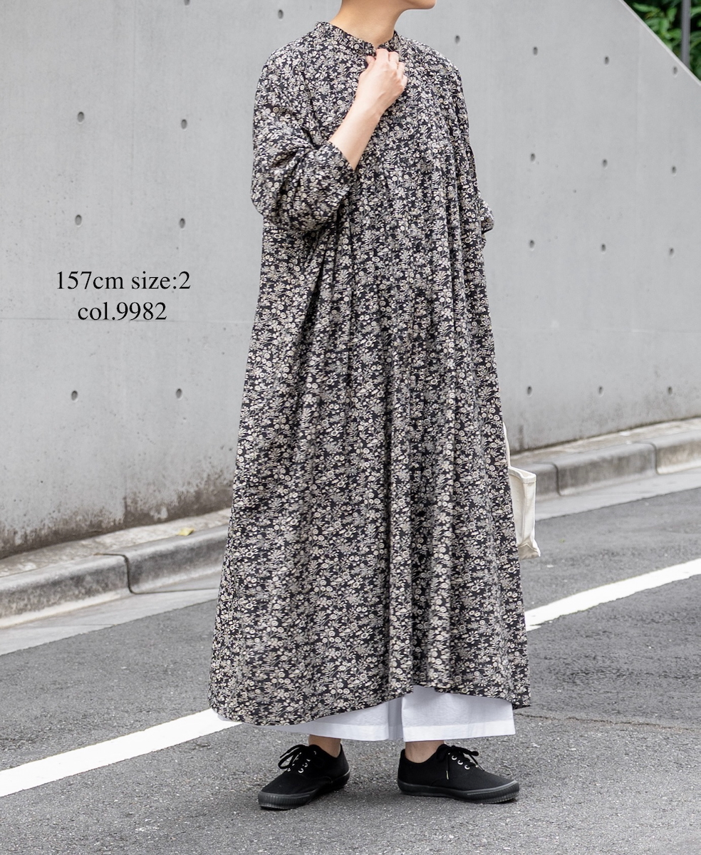 NSL25573(ワンピース) COTTON SLUB FLOWER PRINT BANDED COLLAR SHIRT DRESS WITH GATHER