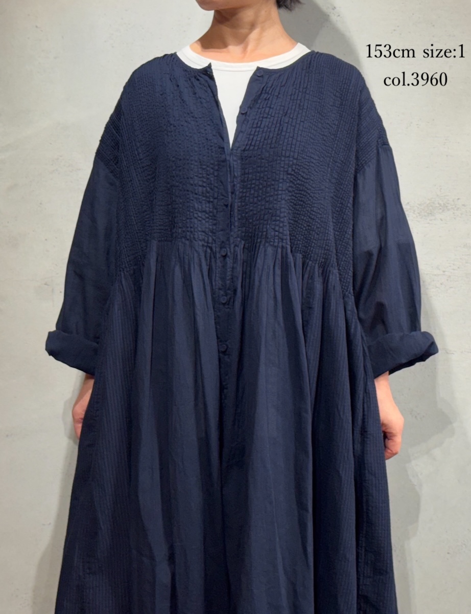 NMDS25514D(ワンピース) 80s ORGANIC COTTON SMALL CHECK&VOILE PLAIN(OVER DYE) CREW NECK BUTTON SHIRT MAXI DRESS WITH PINTUCK