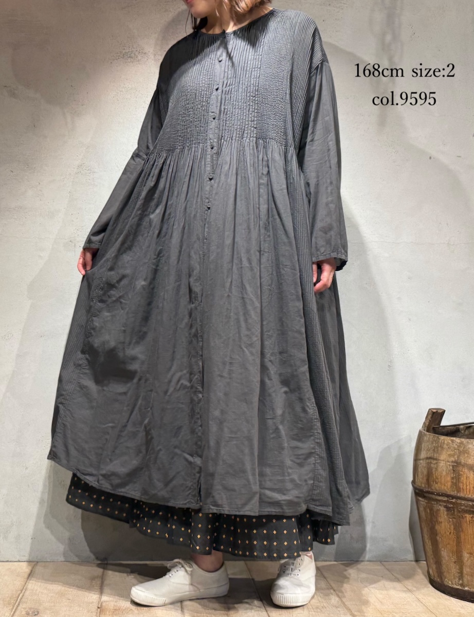 NMDS25514D(ワンピース) 80s ORGANIC COTTON SMALL CHECK&VOILE PLAIN(OVER DYE) CREW NECK BUTTON SHIRT MAXI DRESS WITH PINTUCK
