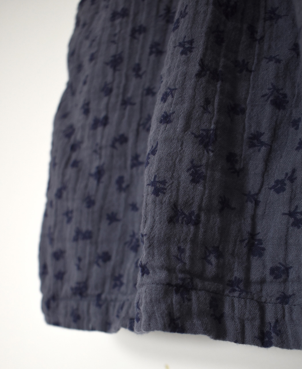 INAM2564GFD (スカート) DOUBLE GAUZE FLOWER PRINT EASY GATHERED SKIRT