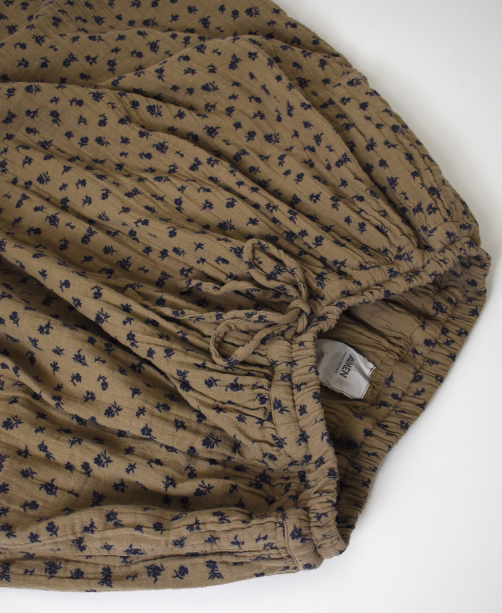 INAM2564GFD (スカート) DOUBLE GAUZE FLOWER PRINT EASY GATHERED SKIRT
