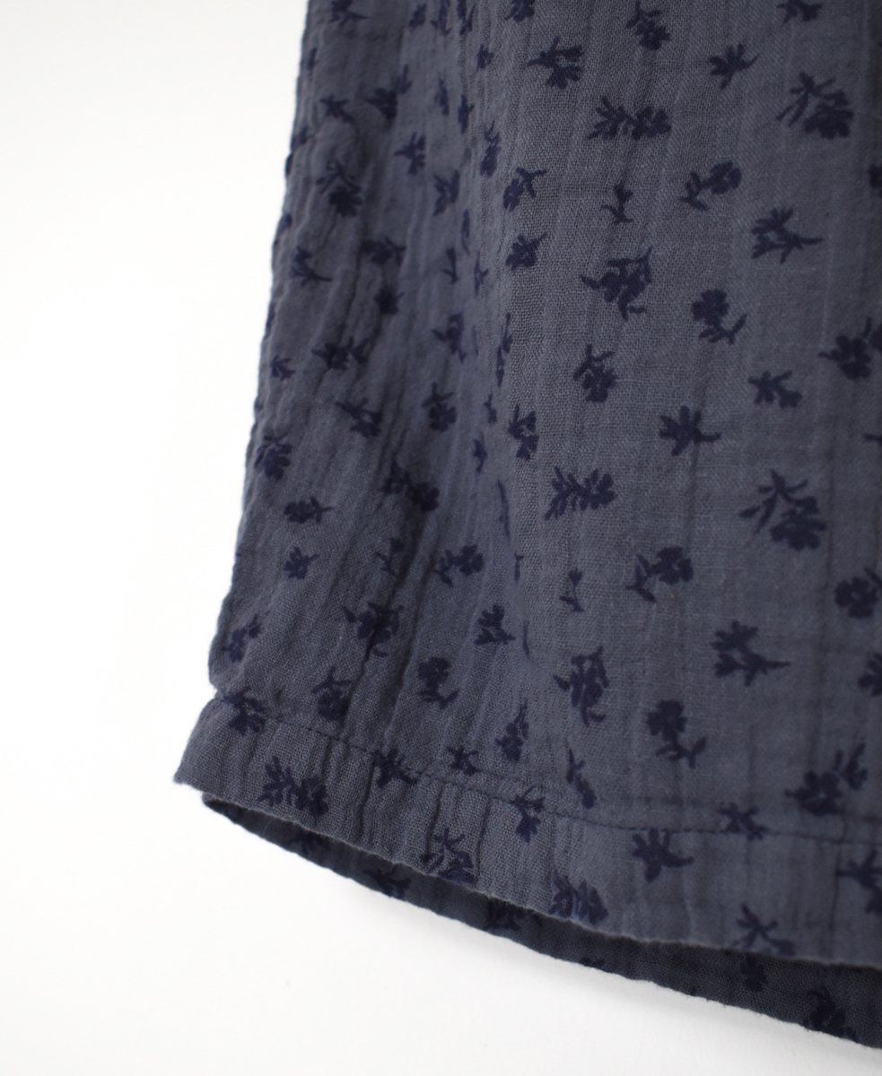 INAM2565GFD (パンツ) DOUBLE GAUZE FLOWER PRINT GATHERED EASY PANTS WITH LINING