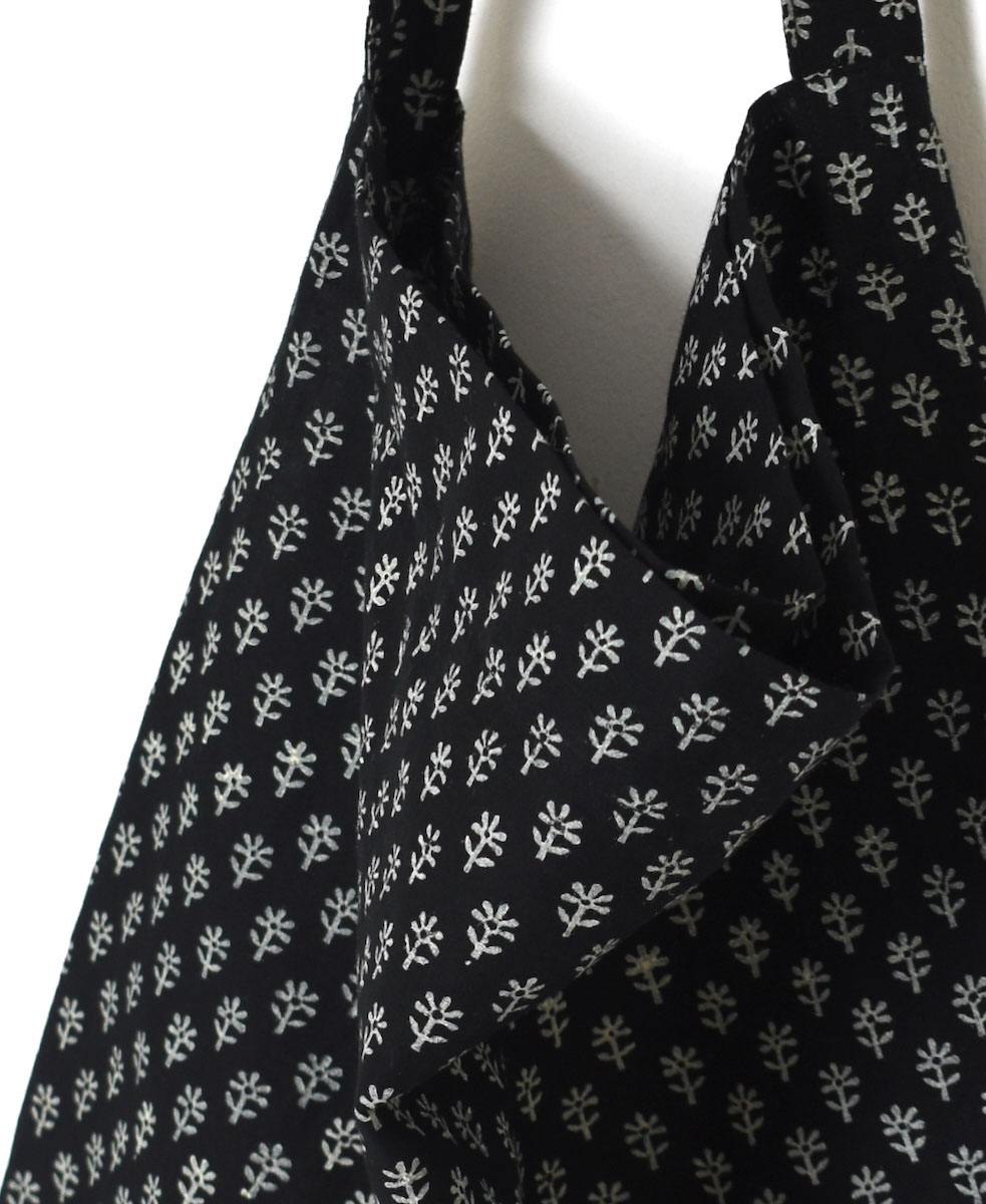 ZMD0407(バッグ) ECO BAG BLOCK PRINT
