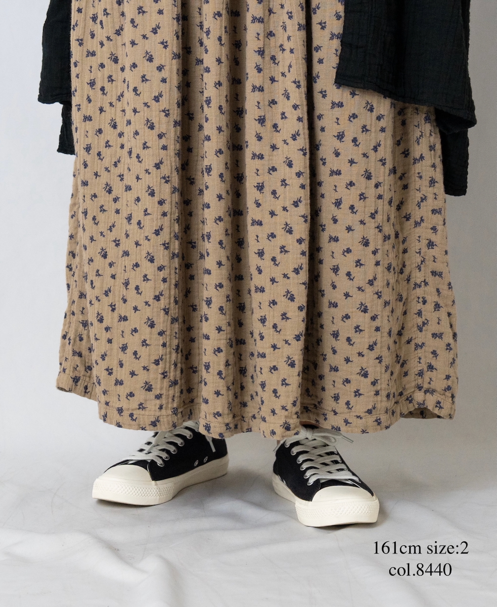 INAM2564GFD (スカート) DOUBLE GAUZE FLOWER PRINT EASY GATHERED SKIRT