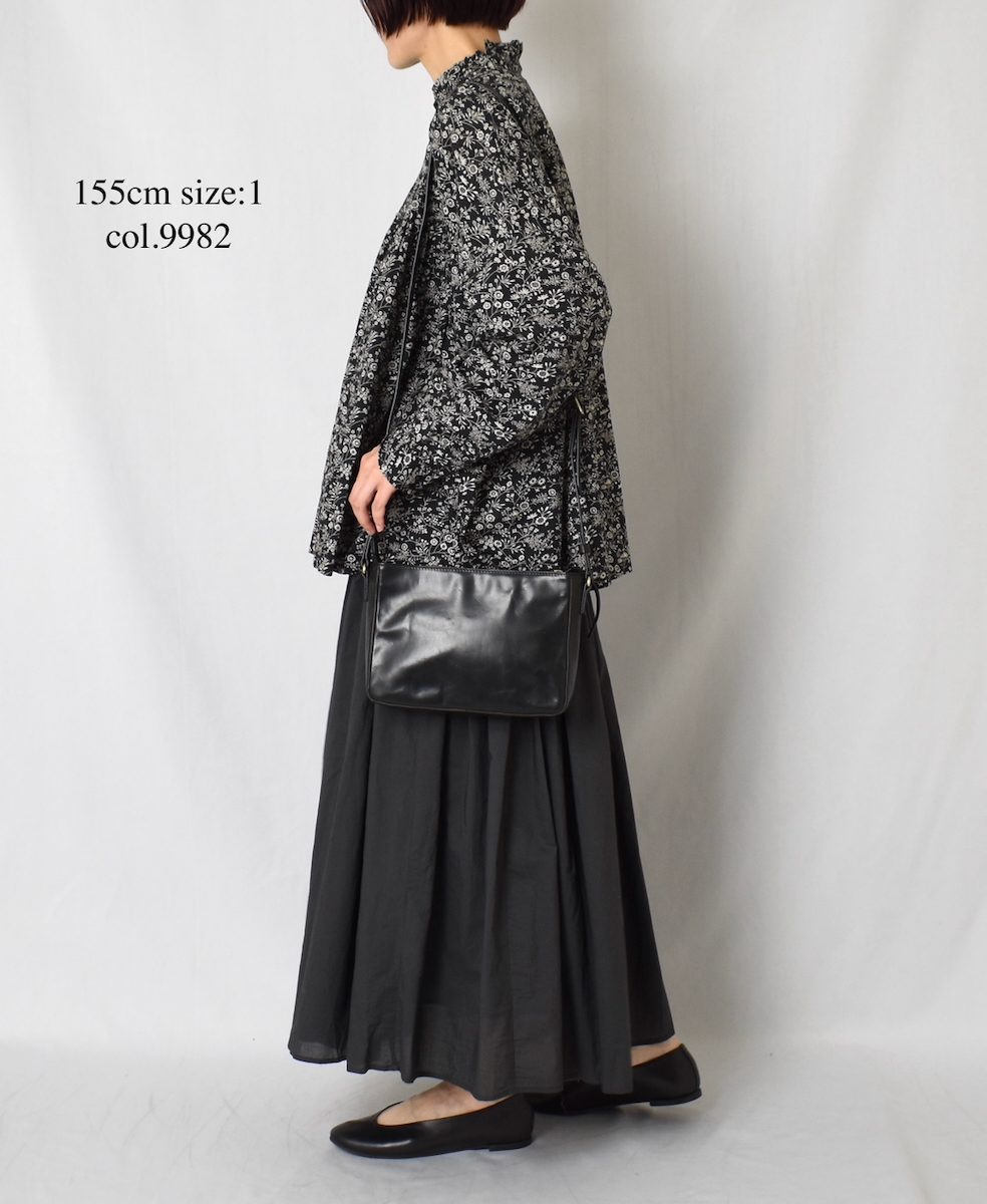 NSL25571(シャツ) COTTON SLUB FLOWER PRINT FRILL COLLAR SHIRT WITH GATHER