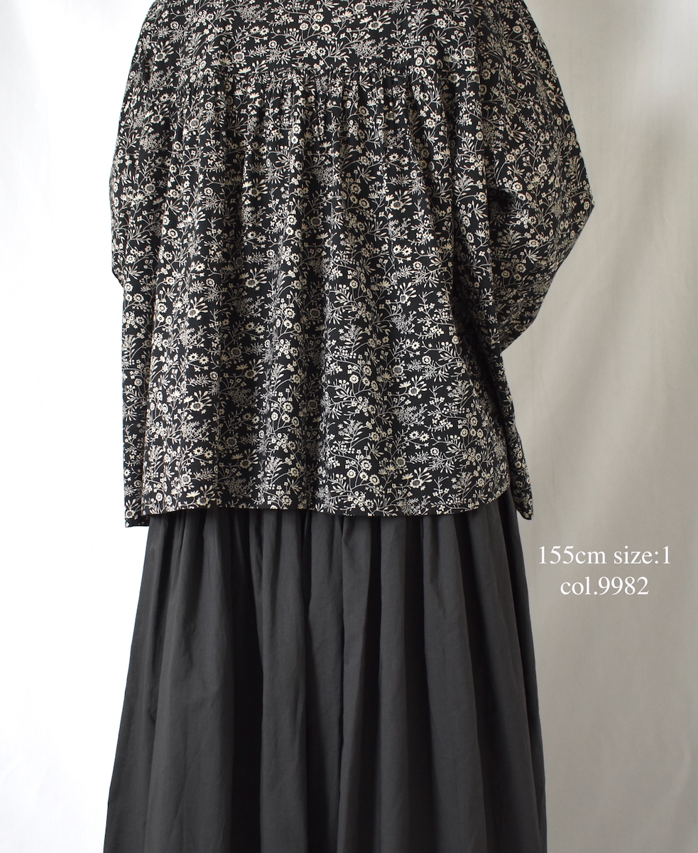 NSL25571(シャツ) COTTON SLUB FLOWER PRINT FRILL COLLAR SHIRT WITH GATHER