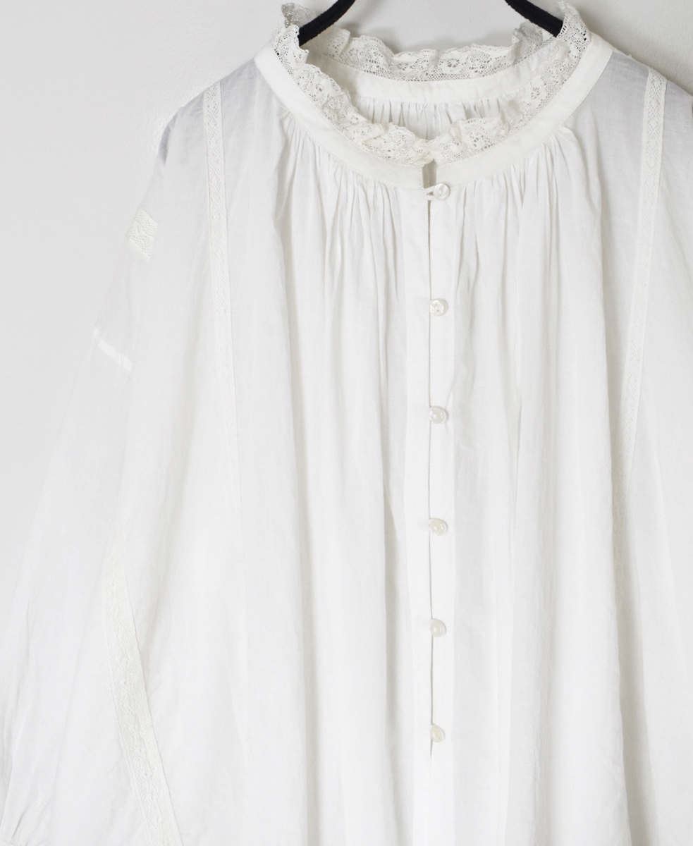 NSL25621(スモック) 60s CAMBRIC PLAIN WITH LACE GATHERED PATCHWORK SMOCK