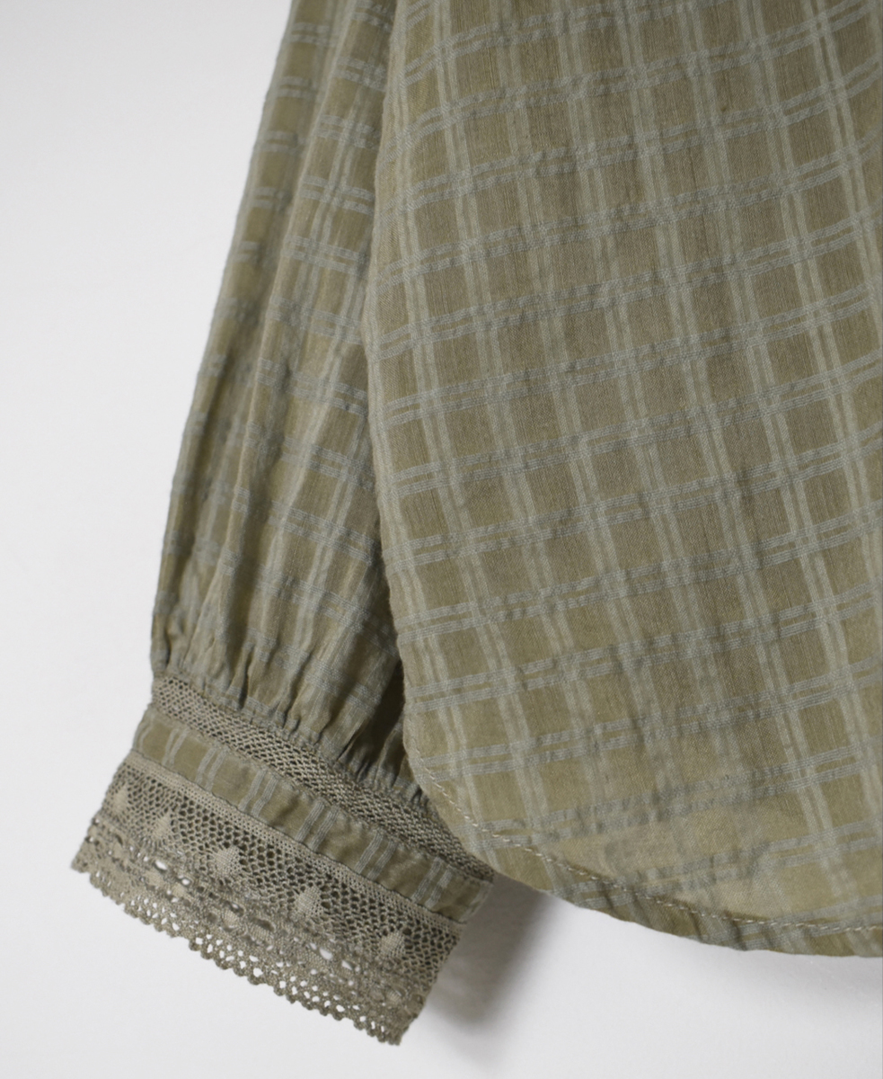 INMDS25713(シャツ) HANDWOVEN COTTON/SILK SELF CHECK LACE COLLAR PINTUCK SHIRT