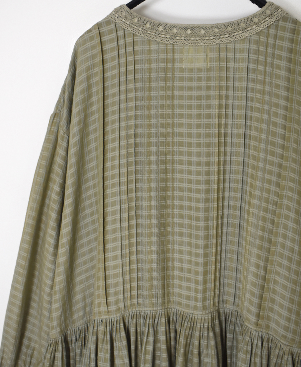 INMDS25714(ワンピース) HANDWOVEN COTTON/SILK SELF CHECK LACE COLLAR DRESS WITH PINTUCK