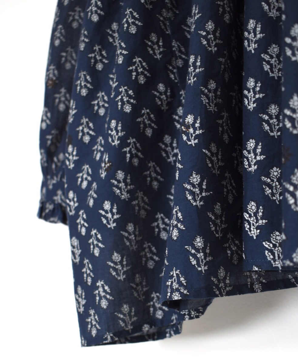 NMDS25551(シャツ) 80s COTTON VOILE FLOWER BLOCK PRINT FRILL COLLAR PINTUCK SHIRT