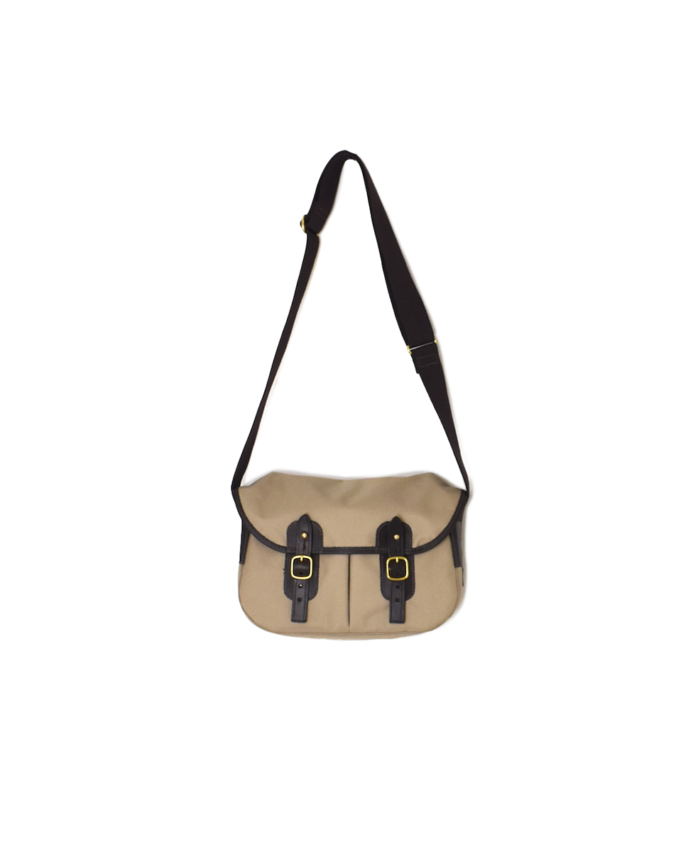 NQG0853P (バッグ) 600 DENIER PVC SOPHIE (S) WITH BACK POCKET