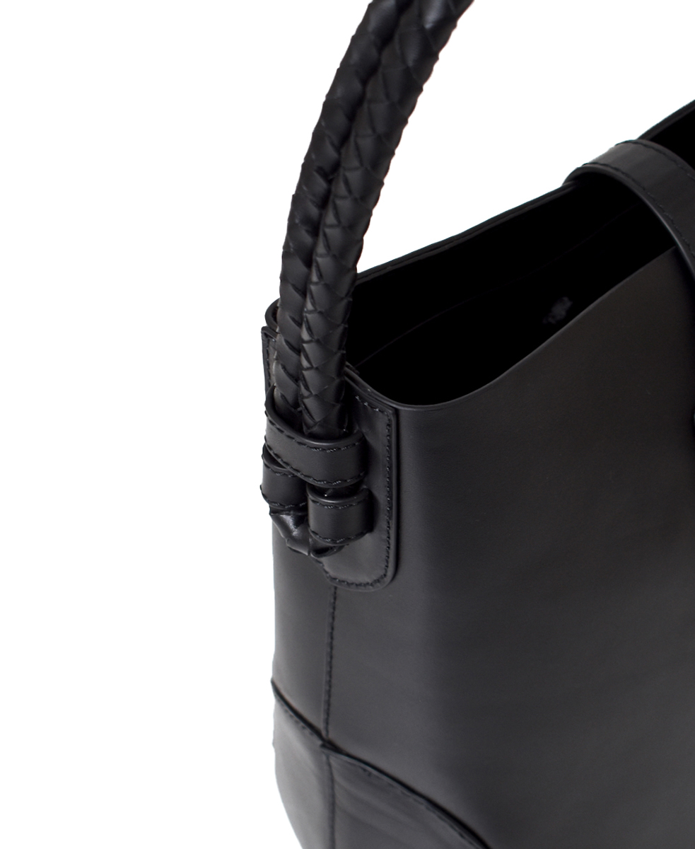 SVMDS2551N(バッグ) NAPPA LEATHER ONE HANDLE BAG