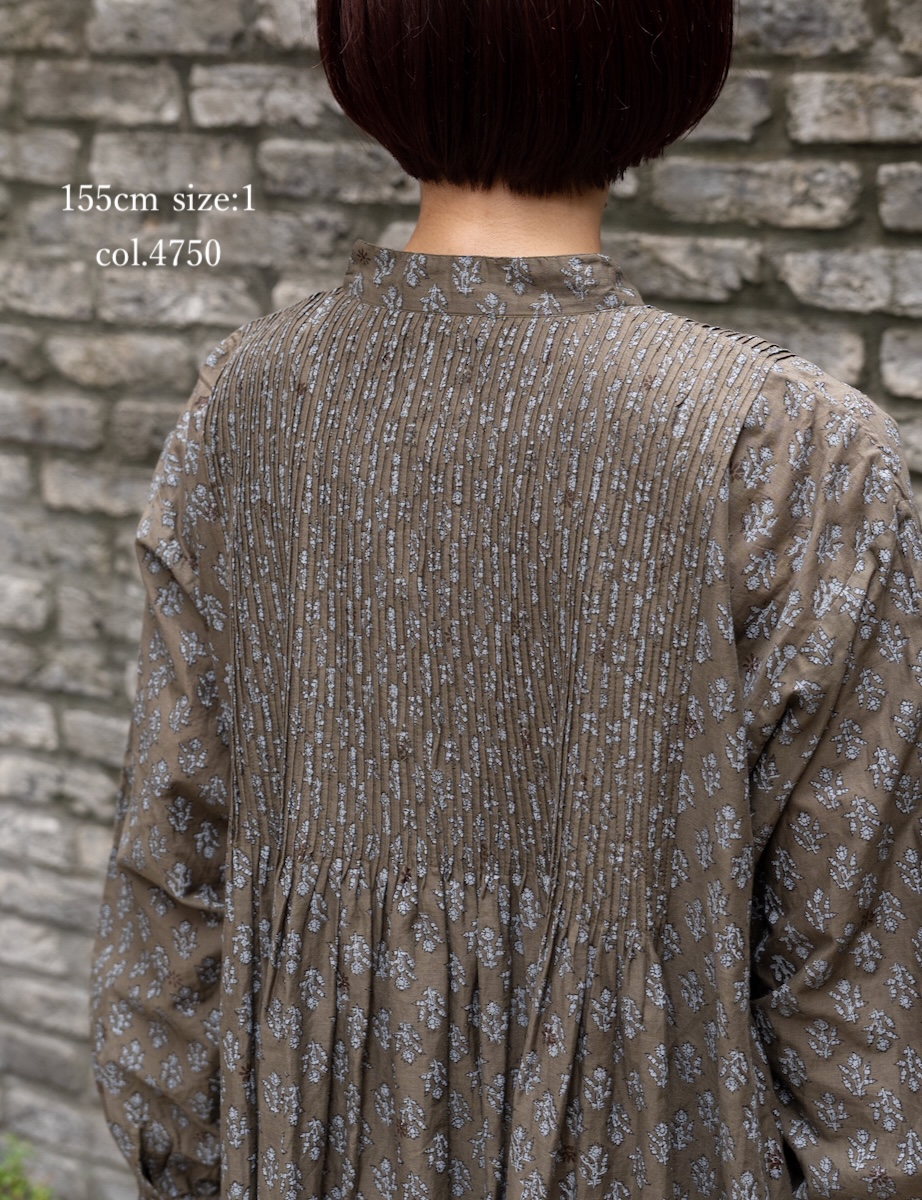 NMDS25554(ワンピース) 80s COTTON VOILE FLOWER BLOCK PRINT MINI PINTUCK BANDED COLLAR SHIRT DRESS