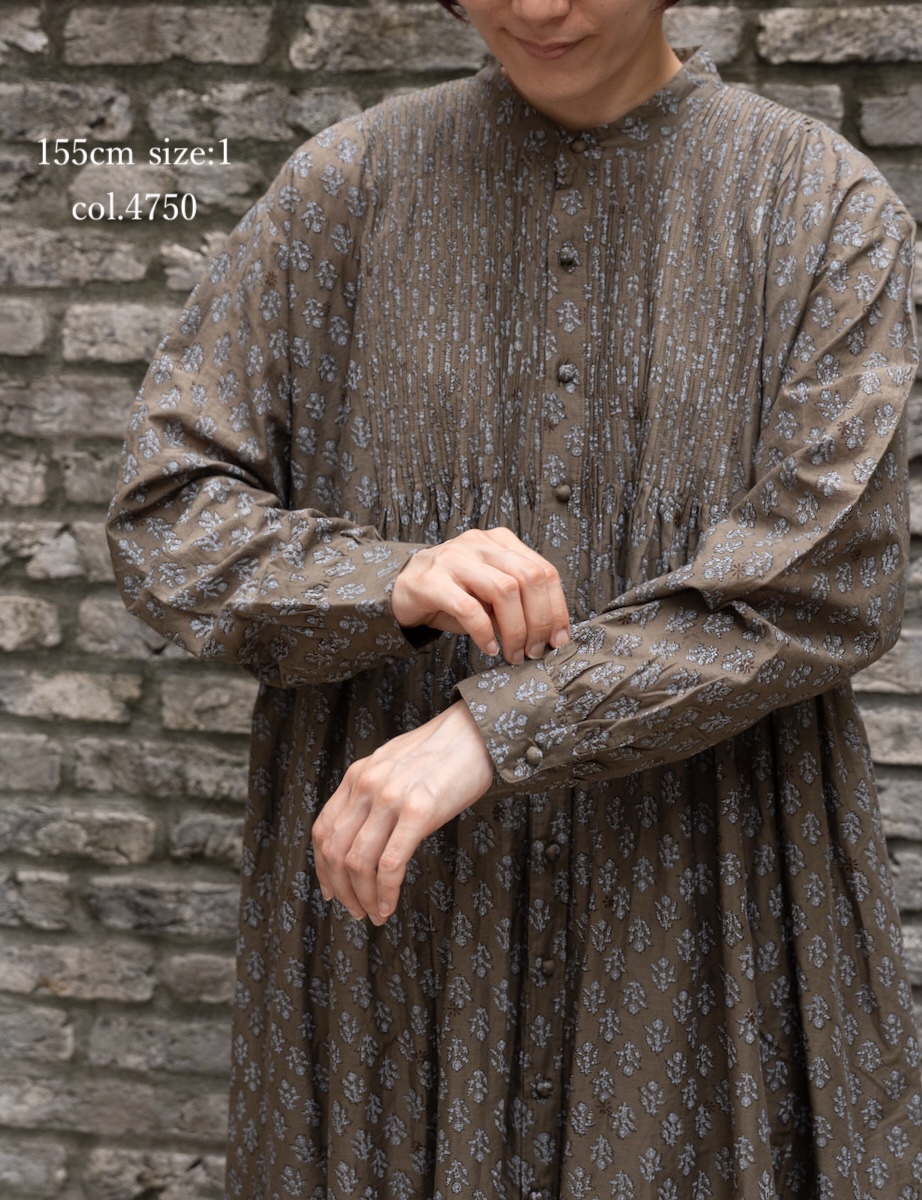 NMDS25554(ワンピース) 80s COTTON VOILE FLOWER BLOCK PRINT MINI PINTUCK BANDED COLLAR SHIRT DRESS