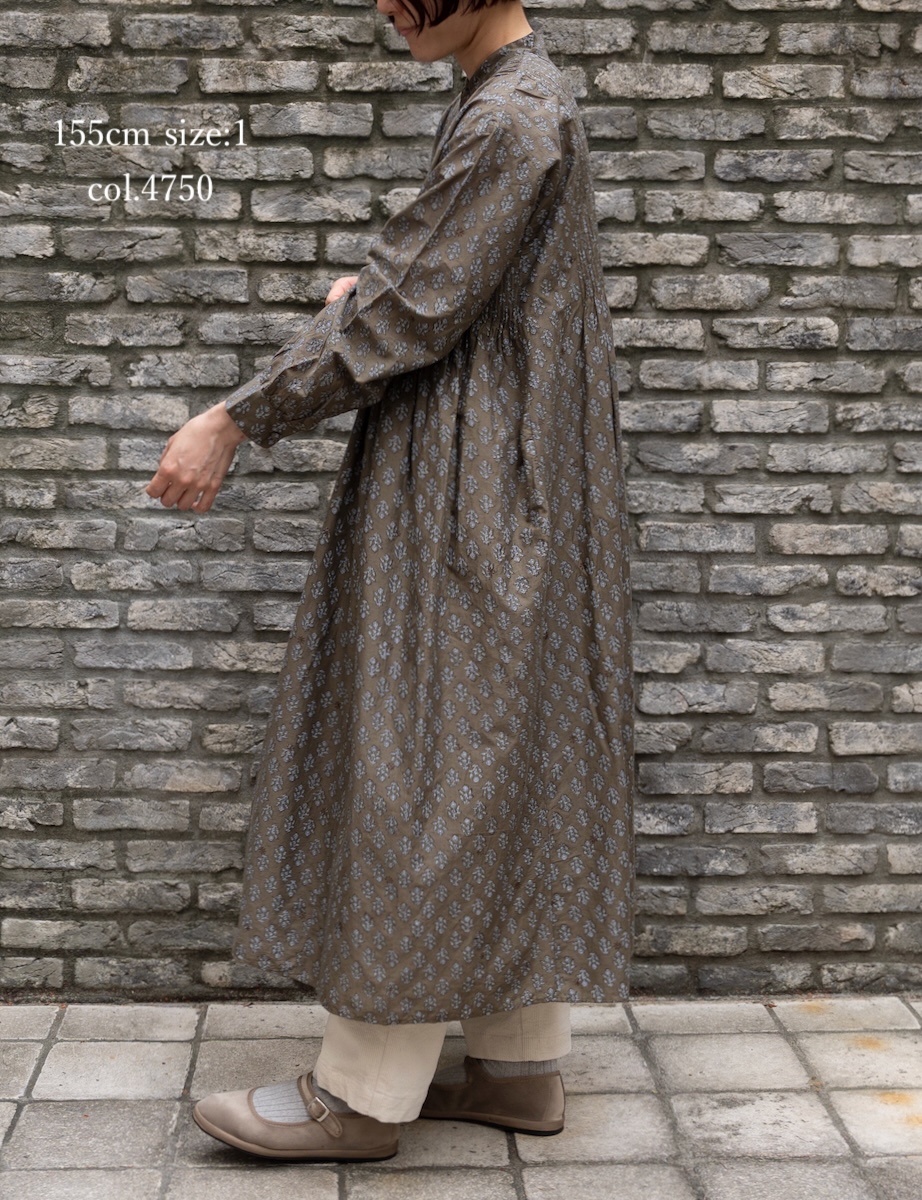 NMDS25554(ワンピース) 80s COTTON VOILE FLOWER BLOCK PRINT MINI PINTUCK BANDED COLLAR SHIRT DRESS