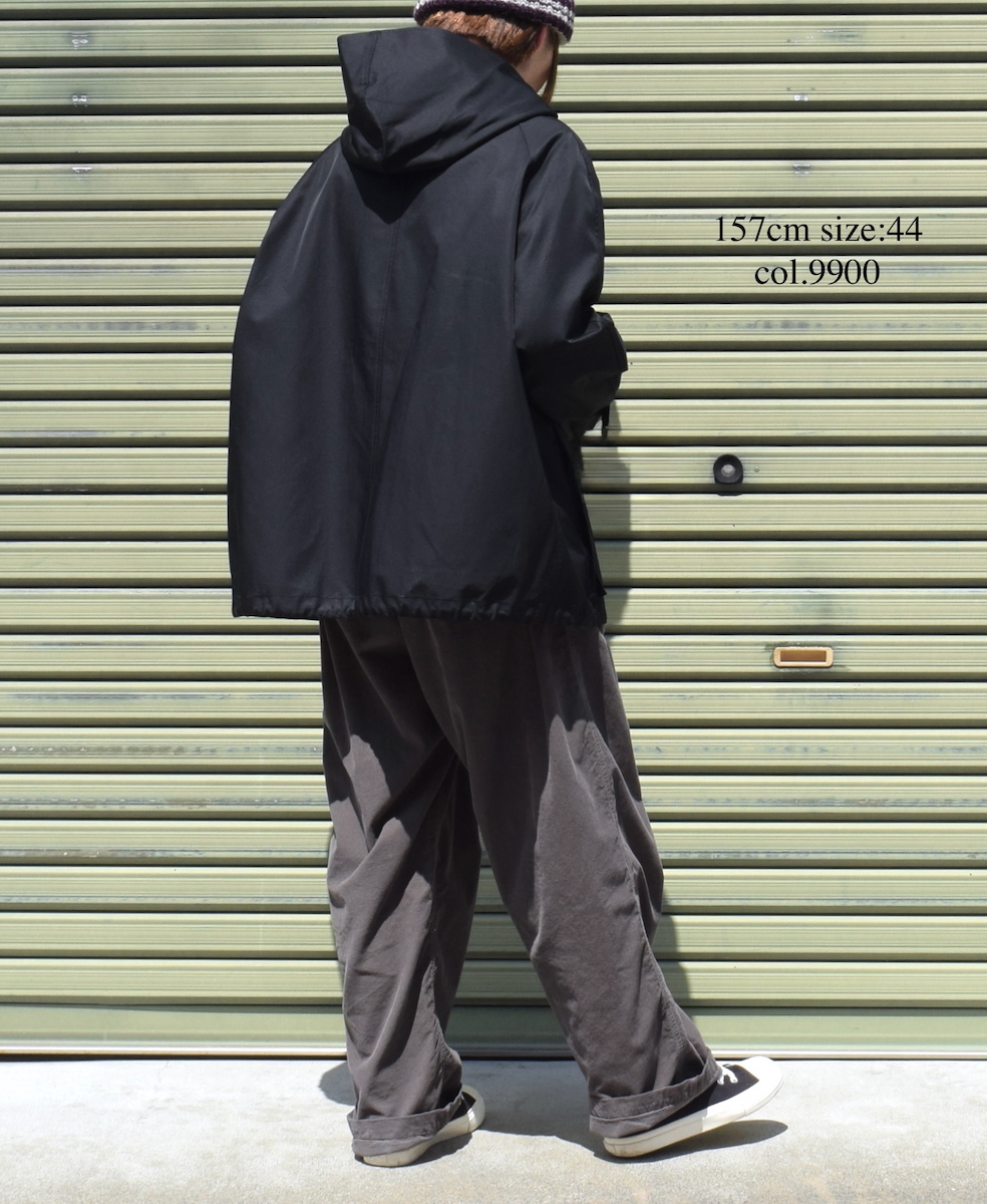 NHT2511KT(コート) COTTON / NYLON HOODED PARKA WITH GUSSEED POCKET