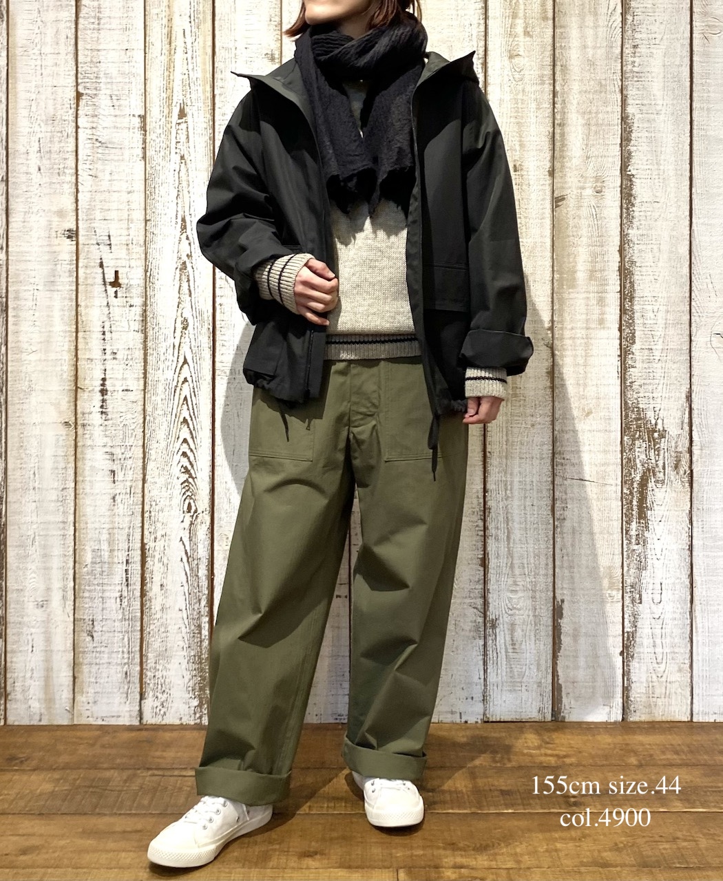 NHT2511KT(コート) COTTON / NYLON HOODED PARKA WITH GUSSEED POCKET