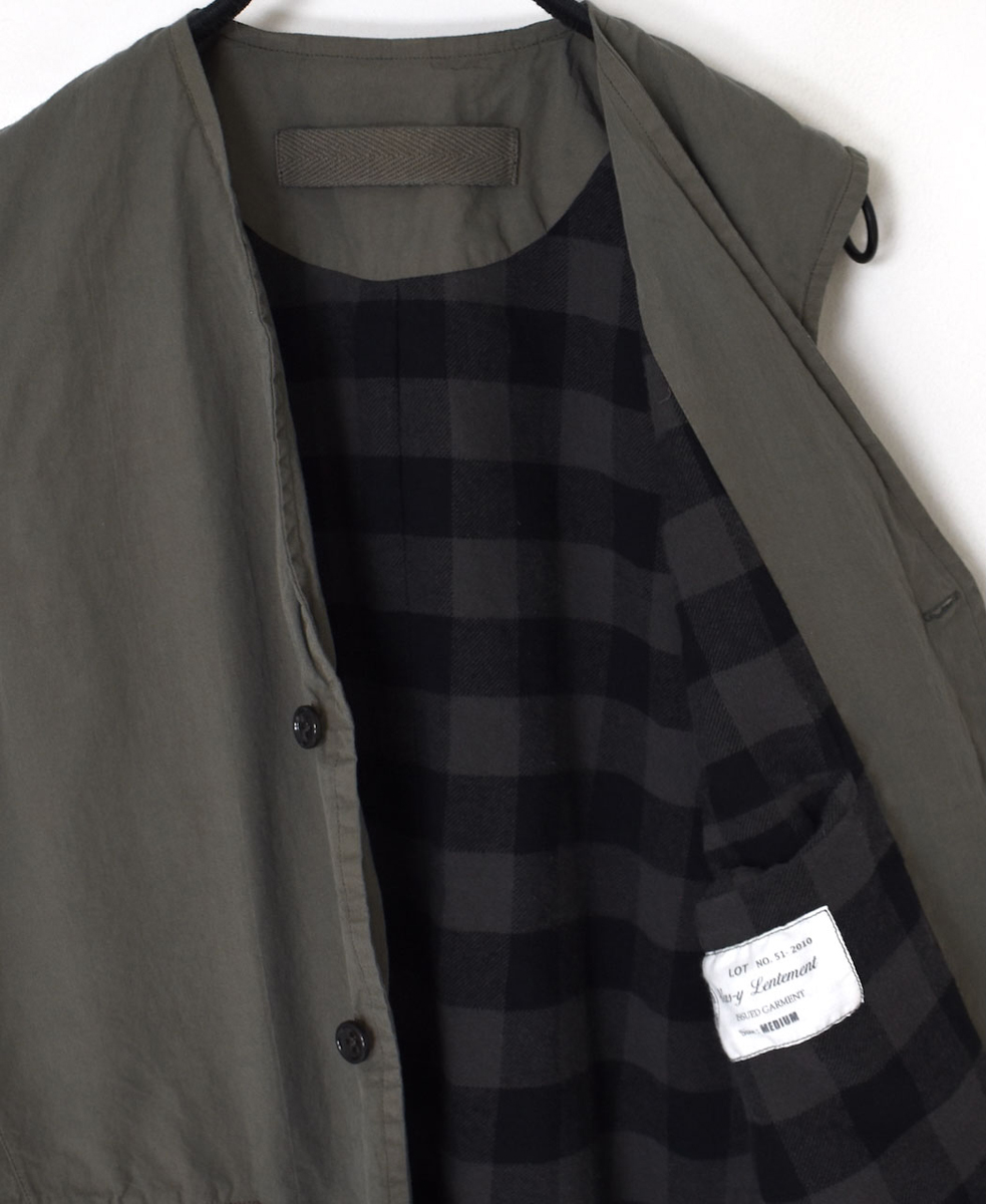 NVL2592D(ベスト) 40s ORGANIC POPLIN (OVERDYE) V-NECK VEST