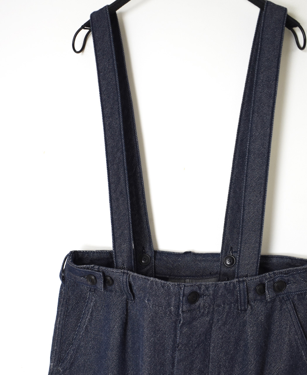 ISNAM2574(スカート) WOOL COTTON TWILL ADJUSTER TACK SKIRT WITH SUSPENDERS