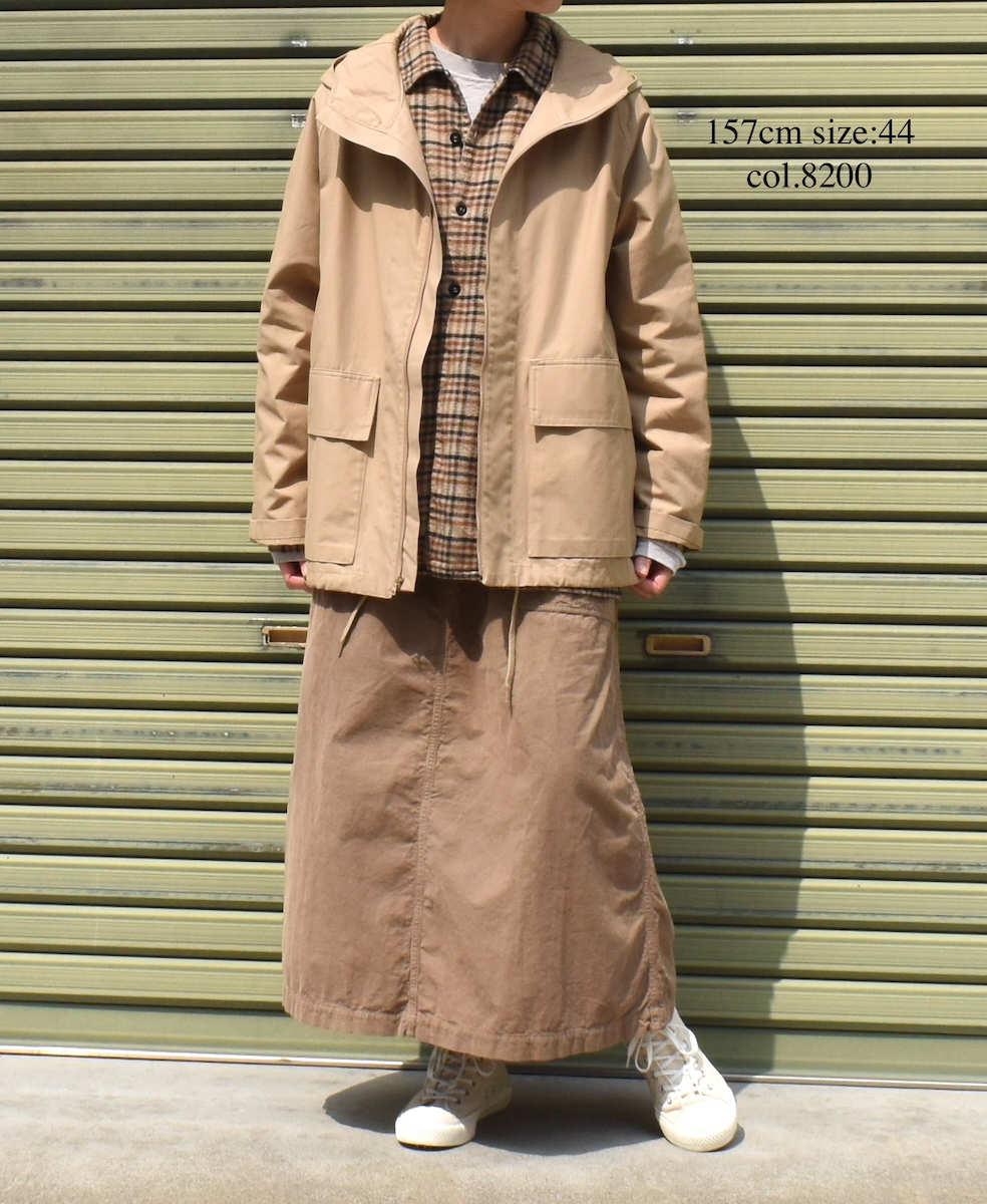 NHT2511KT(コート) COTTON / NYLON HOODED PARKA WITH GUSSEED POCKET