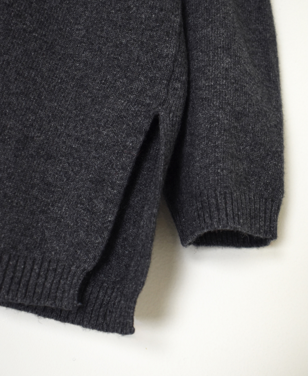 NMDSN2251D(ニット) 12GG PLAIN STITCH DROP SHOULDER POLO NECK WITH SLIT