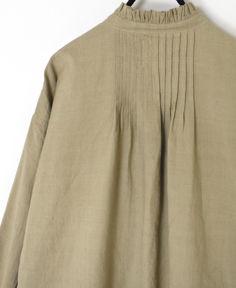 INMDS25721(シャツ) HANDWOVEN HEAVY COTTON PLAIN FRILL COLLAR BACK PINTUCK SHIRT