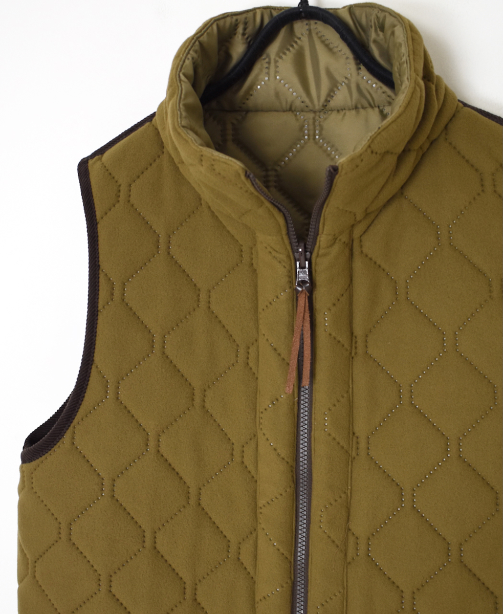 NAM2551(ベスト) PLAIN POLYESTER×FREECE HEAT QUILT HIGH-NECK FULL DOUBLE ZIP-UP REVERSIBLE LONG VEST