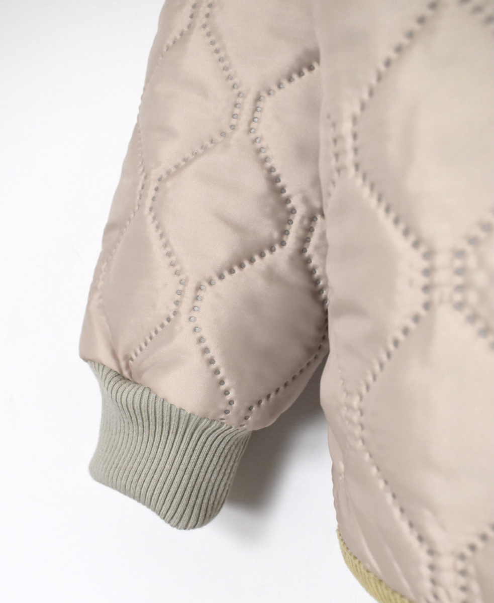 NAM2561PP(ジャケット) PLAIN POLYESTERxPLAIN POLYESTER HEAT QUILT OVERSIZED HOODED JACKET WITH RIBBED CUFF