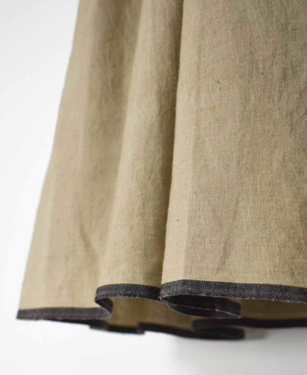 INMDS25725(スカート) HANDWOVEN HEAVY COTTON PLAIN FLARED SKIRT WITH PINTUCK