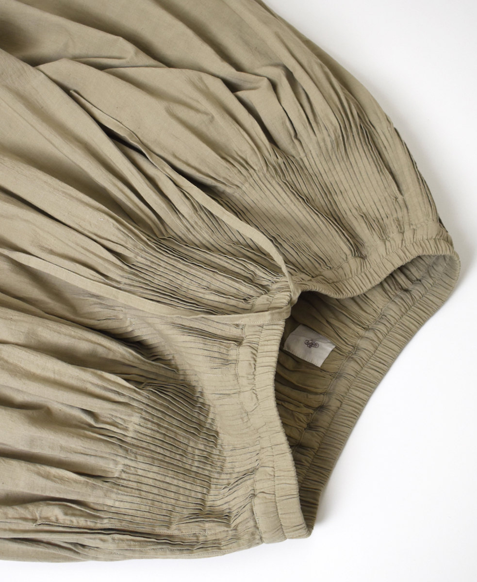 INMDS25725(スカート) HANDWOVEN HEAVY COTTON PLAIN FLARED SKIRT WITH PINTUCK