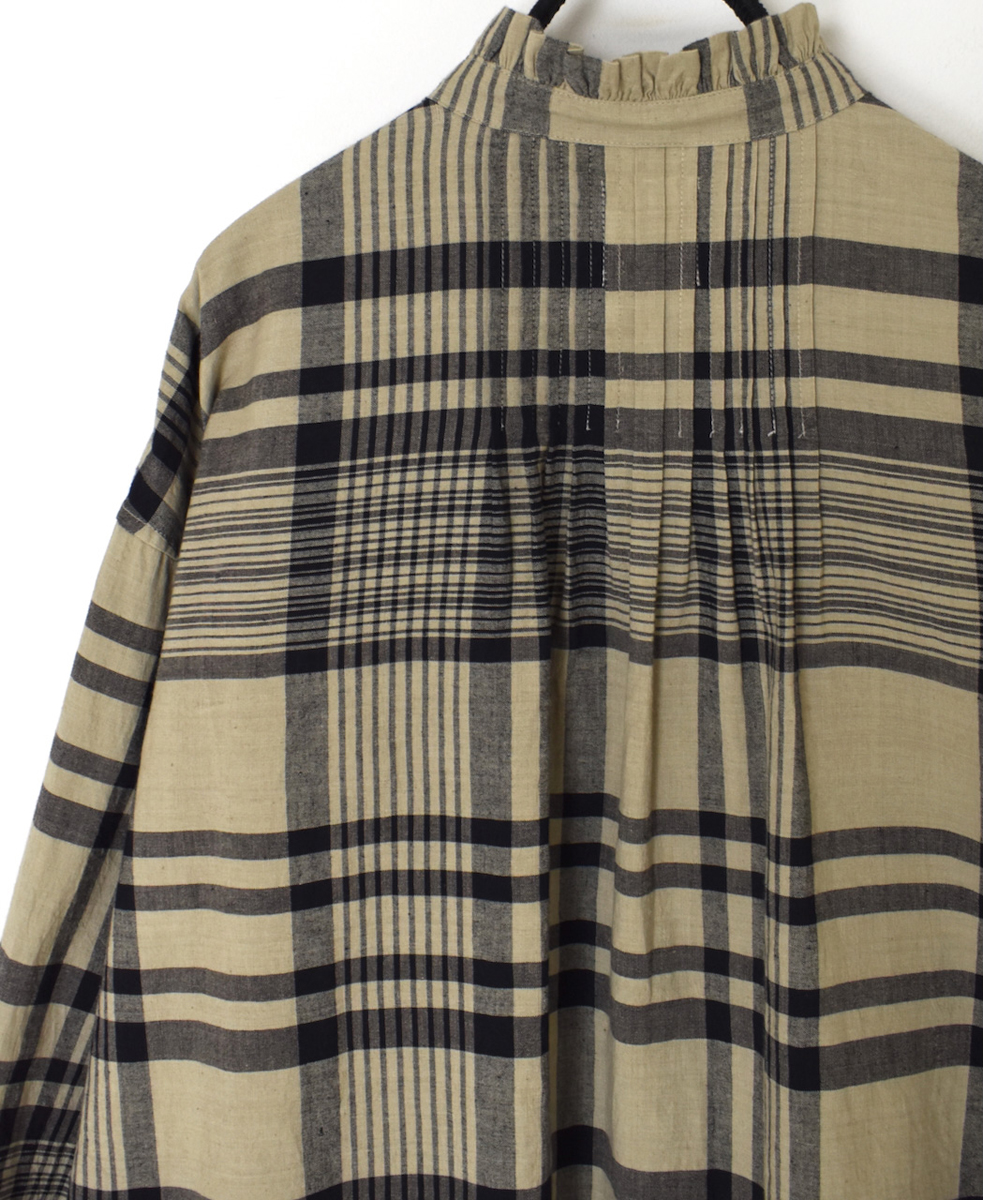 INMDS25731(シャツ) HANDWOVEN HEAVY COTTON CHECK FRILL COLLAR BACK PINTUCK SHIRT