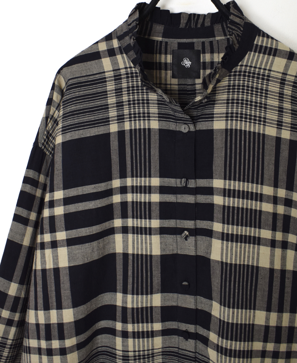 INMDS25731(シャツ) HANDWOVEN HEAVY COTTON CHECK FRILL COLLAR BACK PINTUCK SHIRT