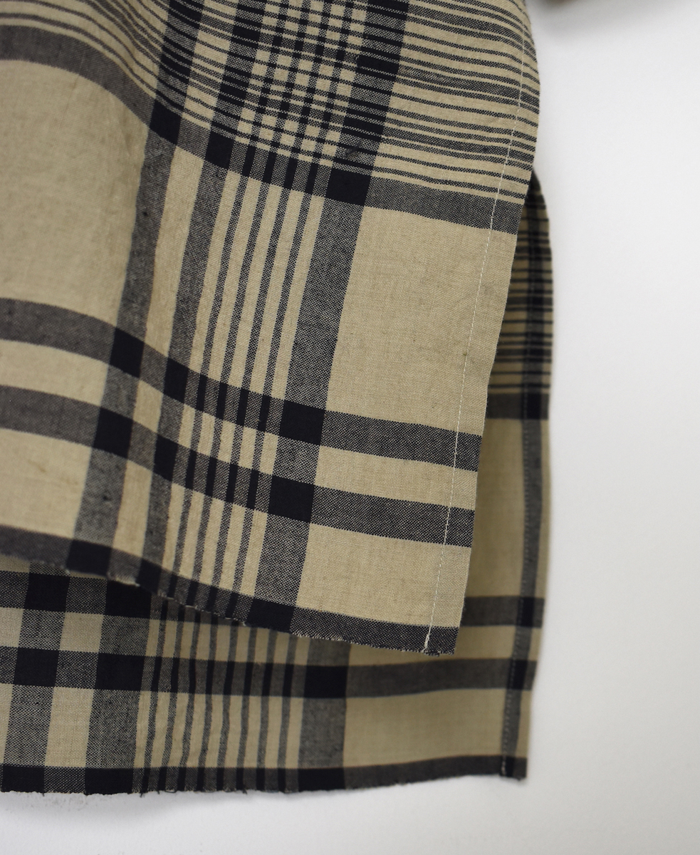 INMDS25733(シャツ) HANDWOVEN HEAVY COTTON CHECK REGULAR COLLAR BACK PINTUCK LONG SHIRT