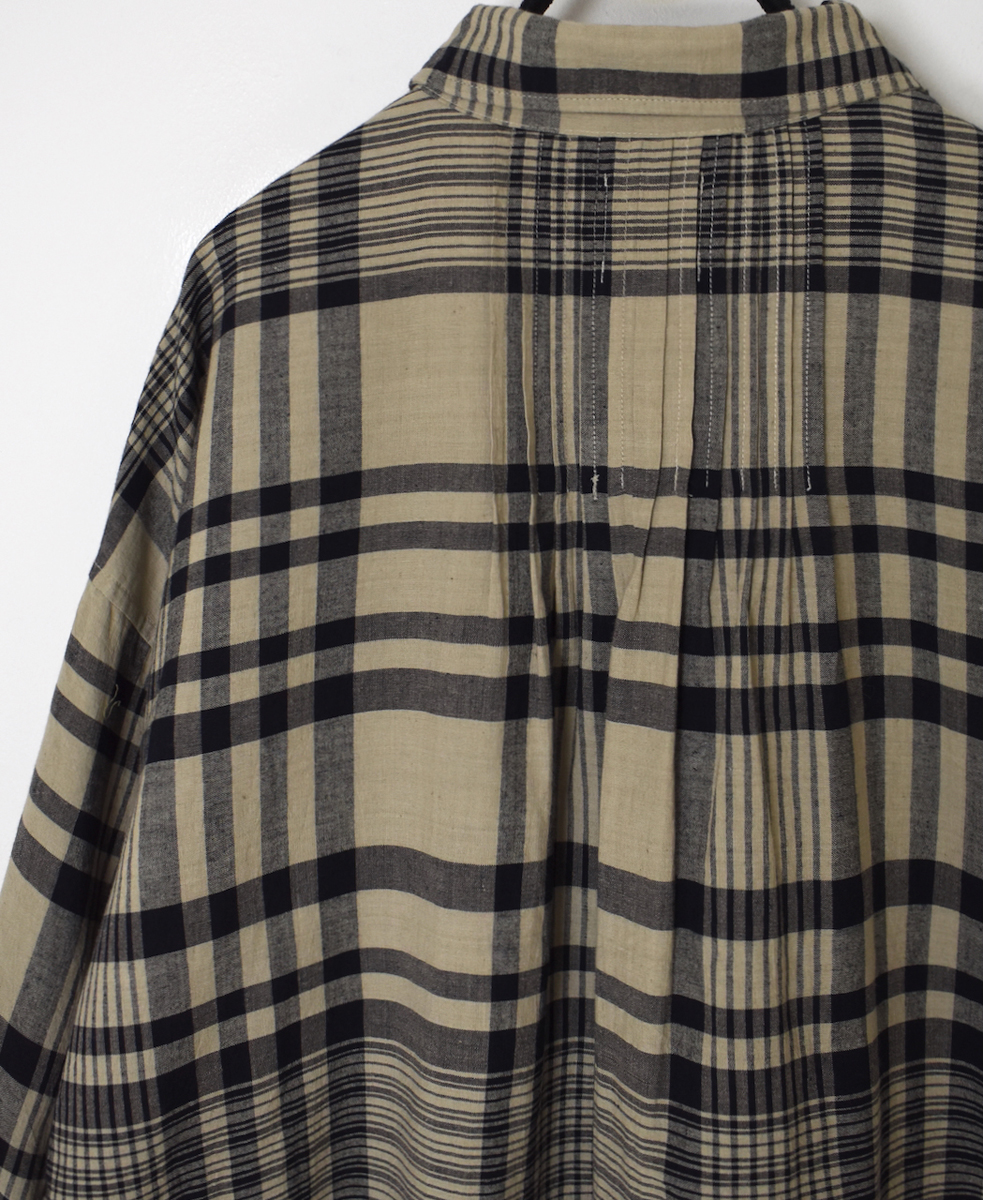 INMDS25733(シャツ) HANDWOVEN HEAVY COTTON CHECK REGULAR COLLAR BACK PINTUCK LONG SHIRT