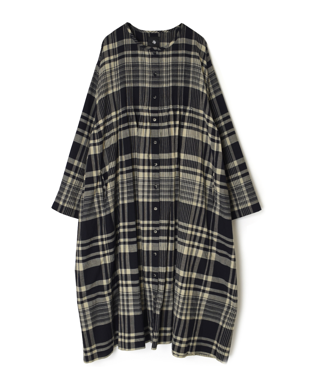 INMDS25734(ワンピース) HANDWOVEN HEAVY COTTON CHECK CREW-NECK DRESS WITH MINI PINTUCK
